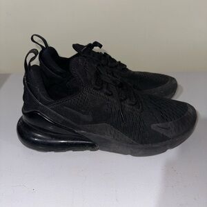 Women’s Nike Air Max 270 Size 10